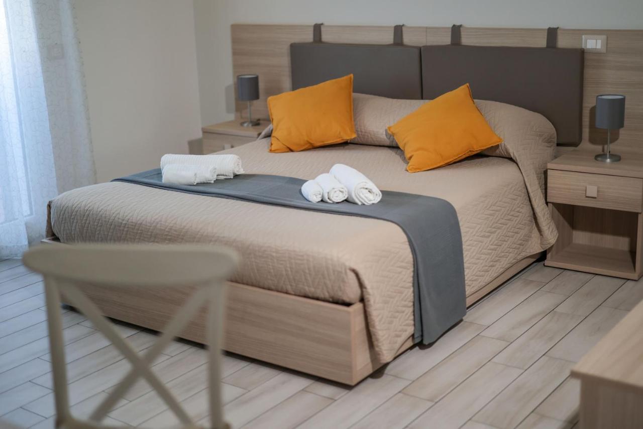 Fuori Rotta Hotel Avola Bagian luar foto