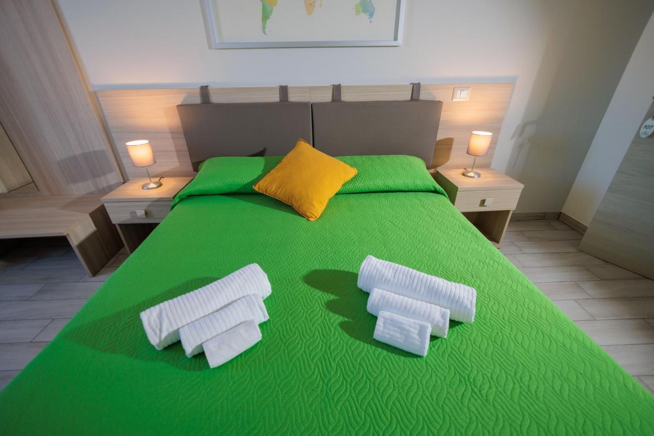 Fuori Rotta Hotel Avola Bagian luar foto