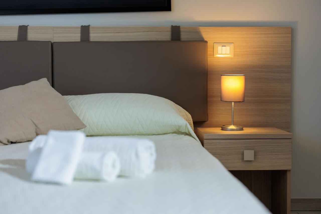Fuori Rotta Hotel Avola Bagian luar foto