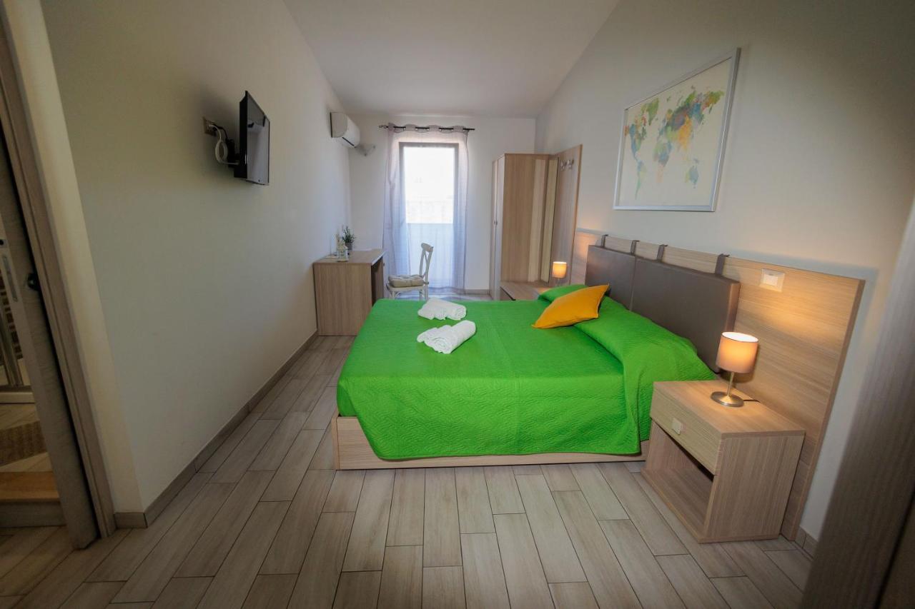 Fuori Rotta Hotel Avola Bagian luar foto